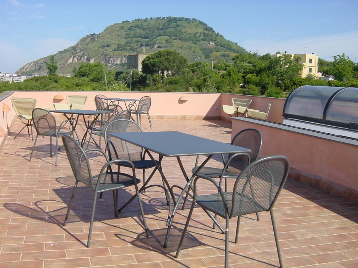 Aparthotel Flegrea House Pozzuoli Exteriér fotografie