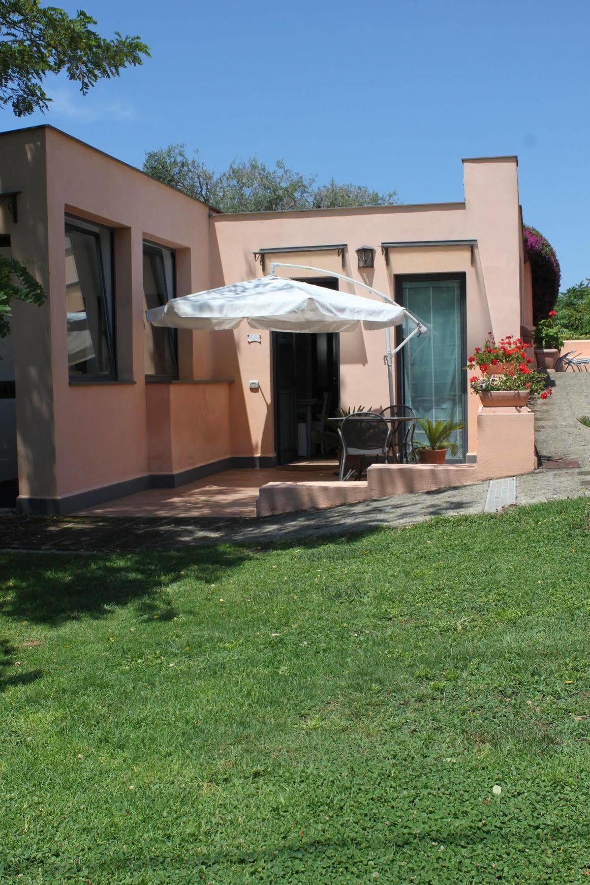 Aparthotel Flegrea House Pozzuoli Exteriér fotografie