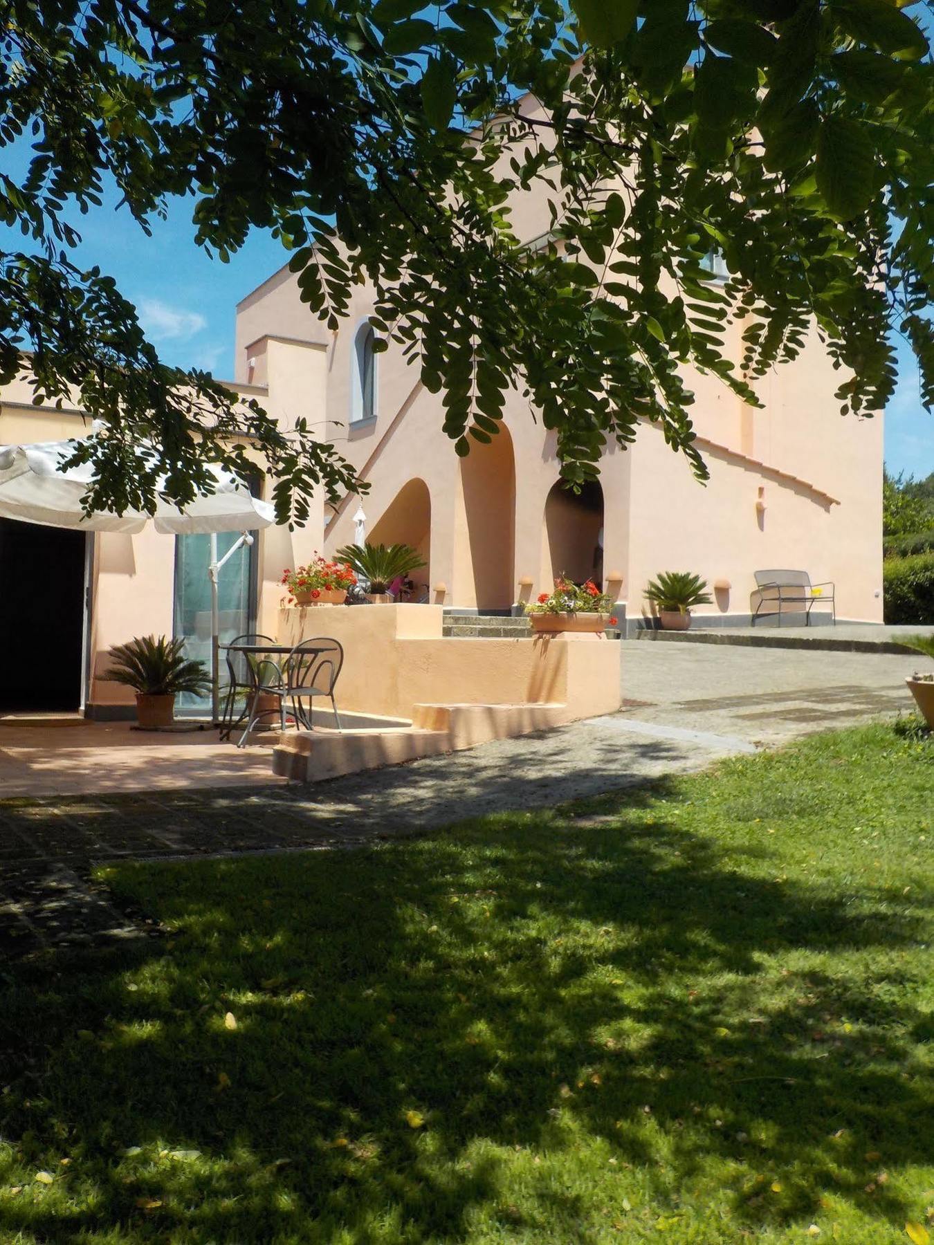Aparthotel Flegrea House Pozzuoli Exteriér fotografie