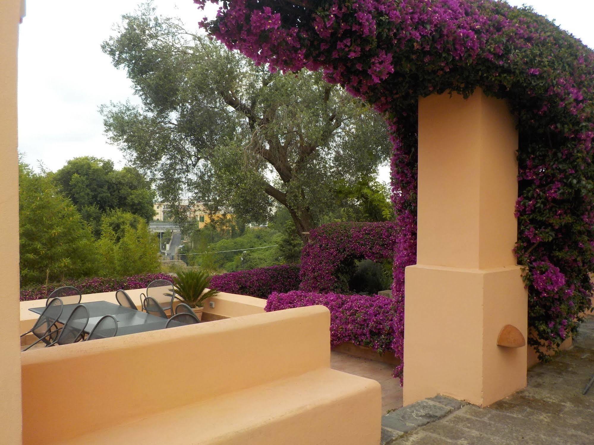 Aparthotel Flegrea House Pozzuoli Exteriér fotografie