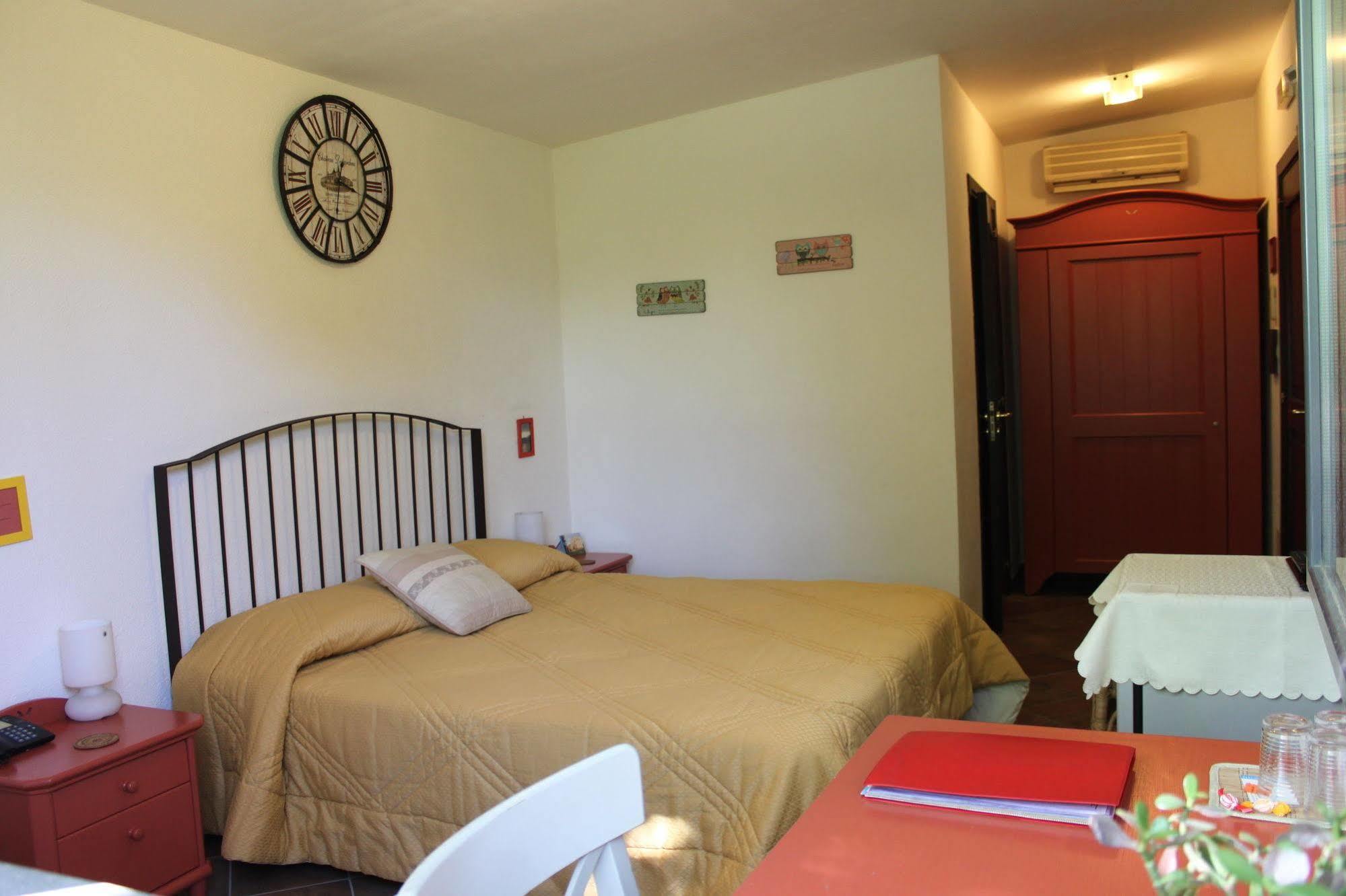 Aparthotel Flegrea House Pozzuoli Exteriér fotografie