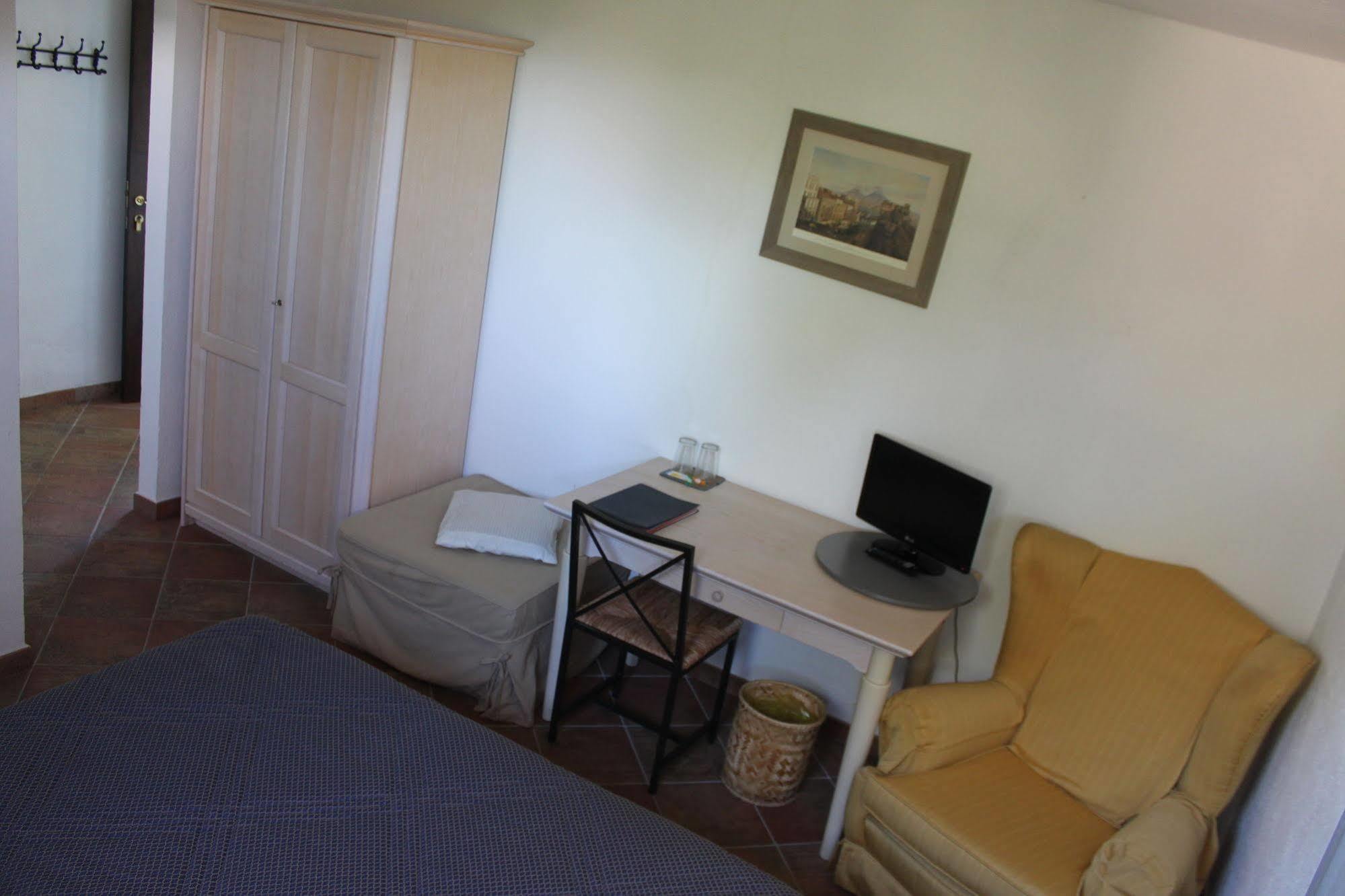 Aparthotel Flegrea House Pozzuoli Exteriér fotografie