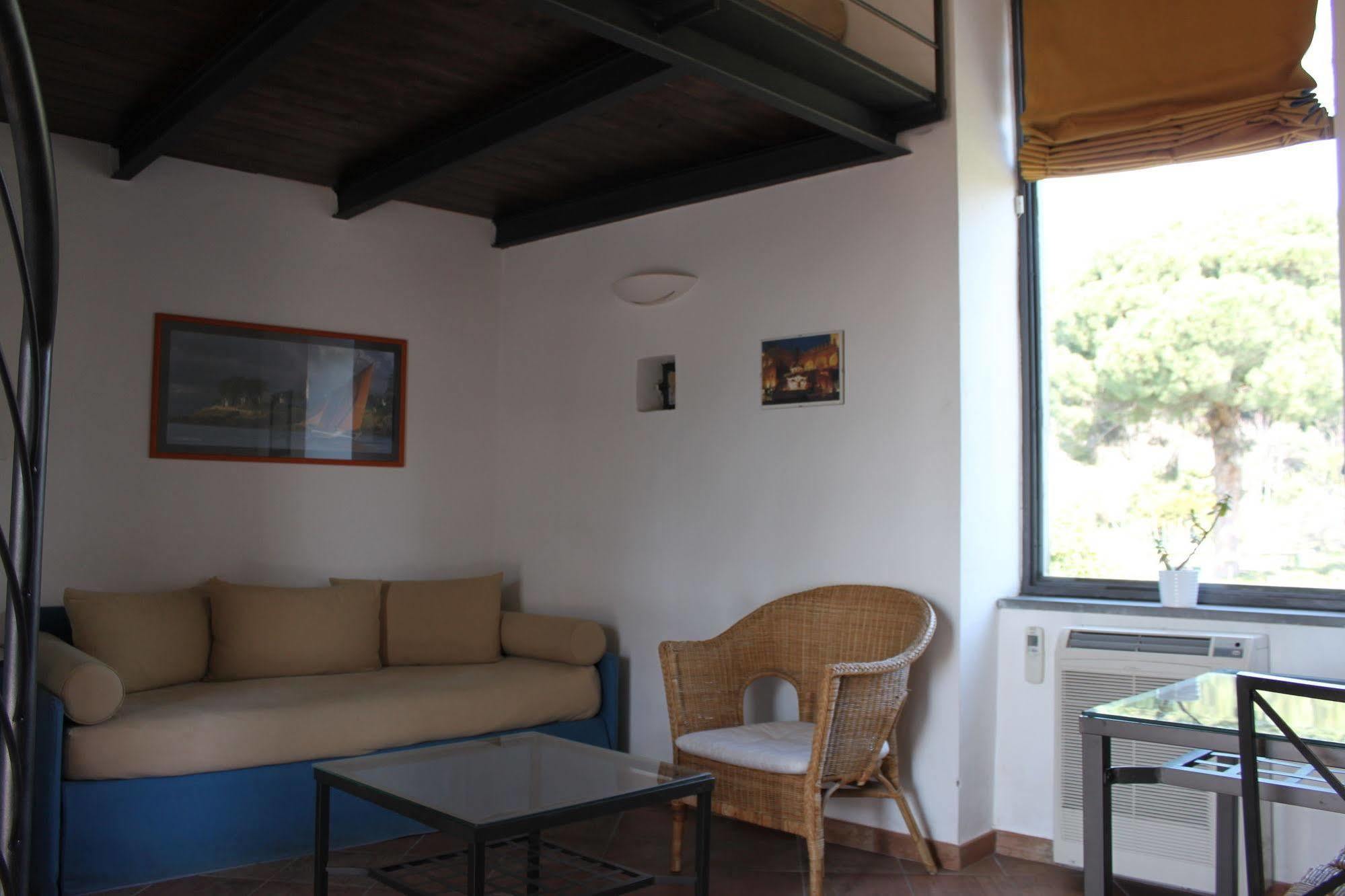 Aparthotel Flegrea House Pozzuoli Exteriér fotografie