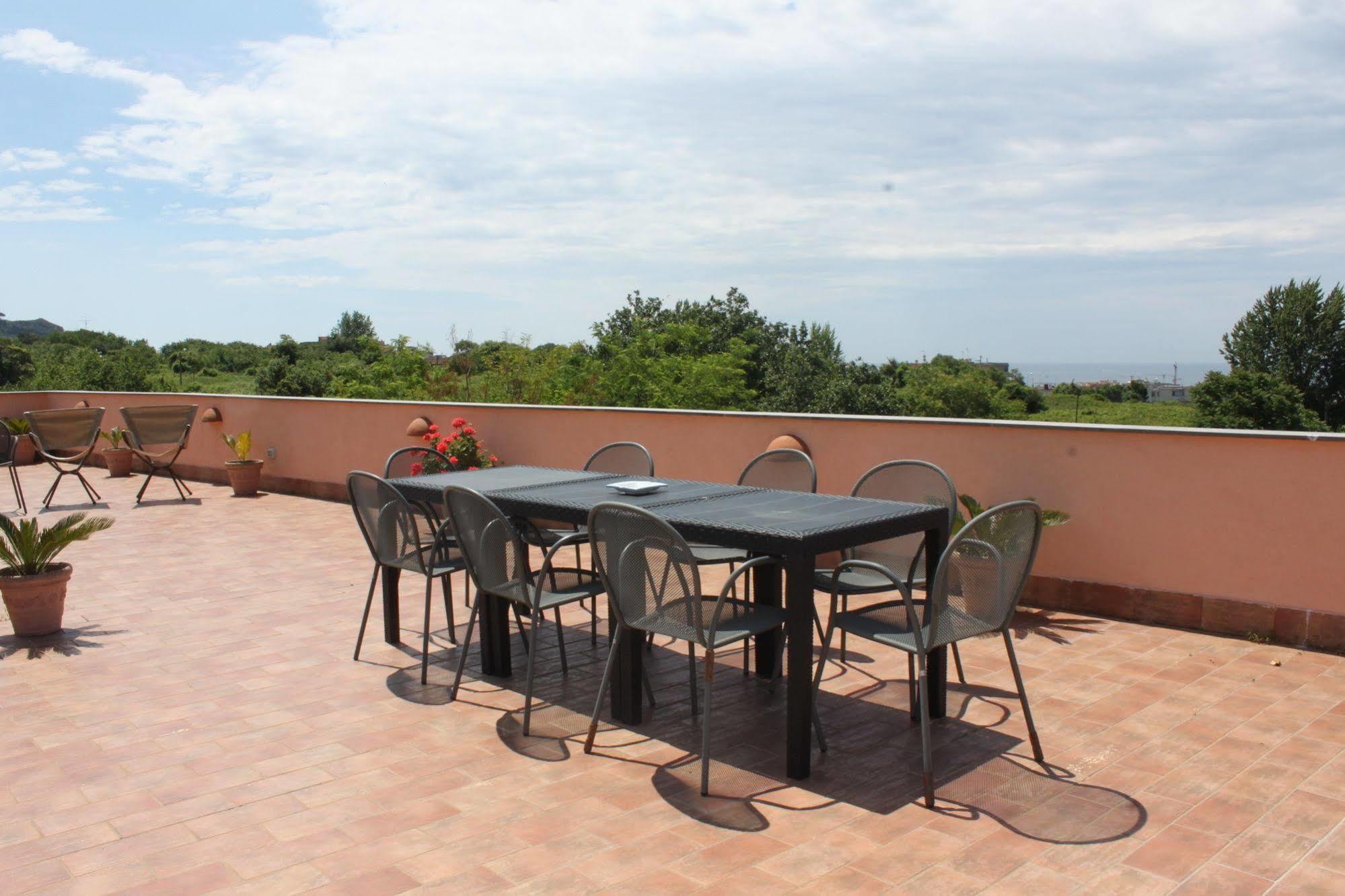 Aparthotel Flegrea House Pozzuoli Exteriér fotografie